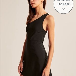 Abercrombie one shoulder traveler dress black small